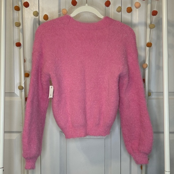 🎀Pink Chunky Cardigan Sweater - Picture 3 of 6